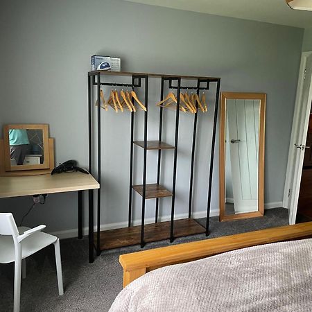 'Kodi'S Place' Well Appointed 1 Bedroom Apartment With Excellent Transport Links And Free Wi-Fi Whiteabbey Esterno foto